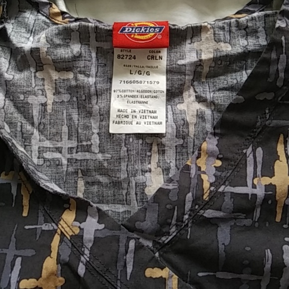 2 Large and 1 Medium Scrub tops. 3 for $50 - Picture 3 of 7